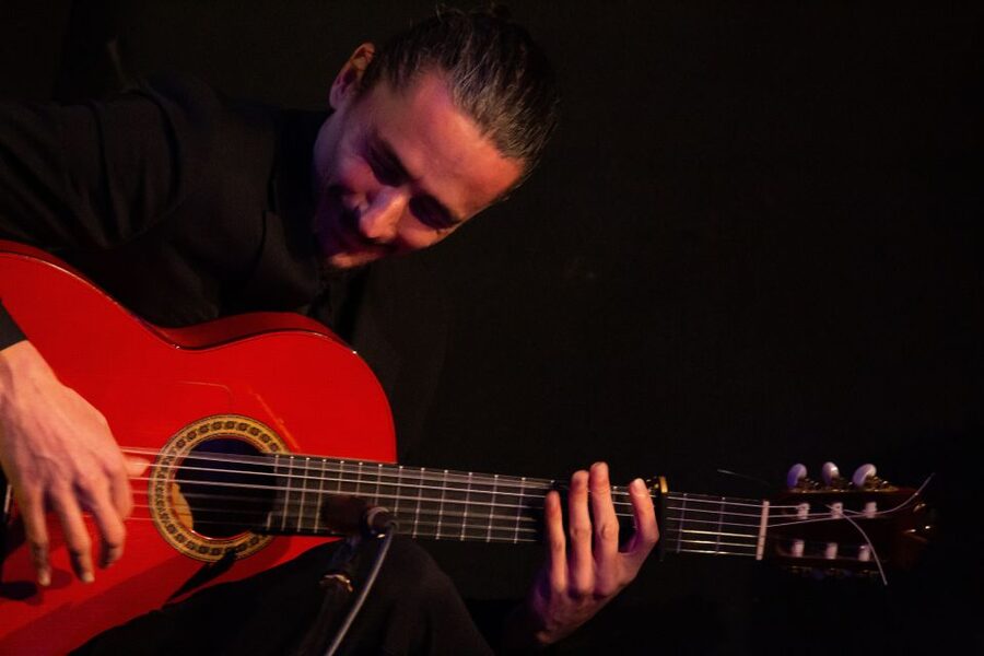 Madrid: La Cueva de Lola Flamenco Show Tickets with Drink - Value at $38 per person