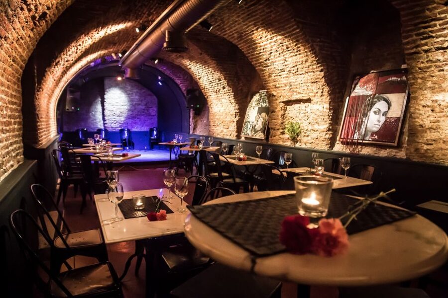 Madrid: La Cueva de Lola Flamenco Show Tickets with Drink - Who will enjoy this most