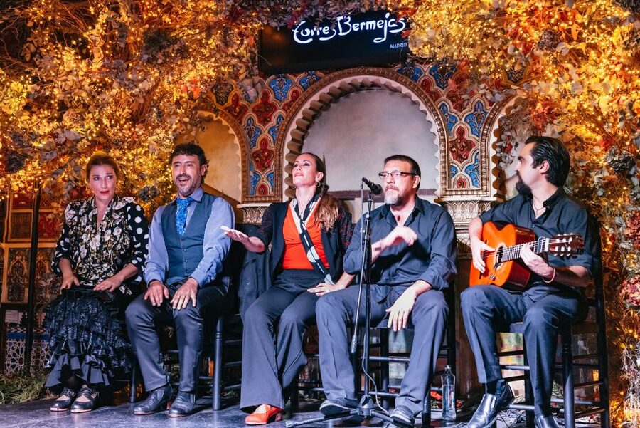 Madrid: Live Flamenco Show with Food and Drinks Options - Is this flamenco authentic enough?