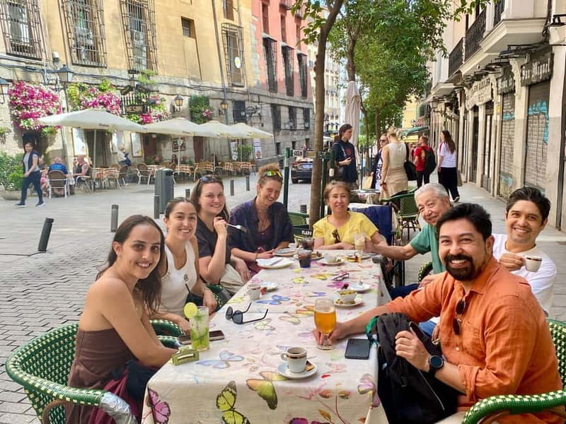 Madrid: Old Town, Poets District, and Royal Palace Tour - Key points before you book