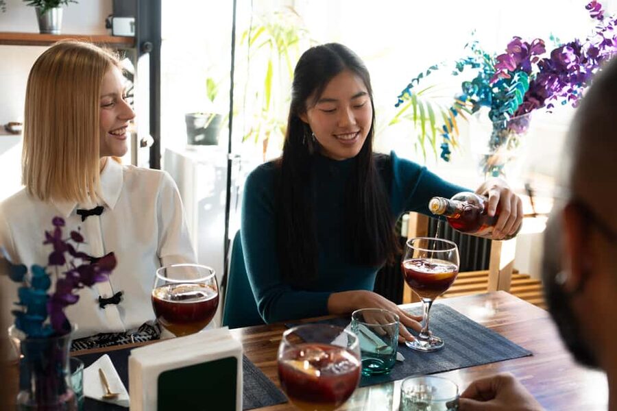 Madrid: Paella and Sangria Workshop with Tapas - The instructors make the difference