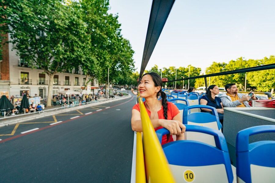 Madrid: Panoramic Route City Tour - What this bus tour is really good at