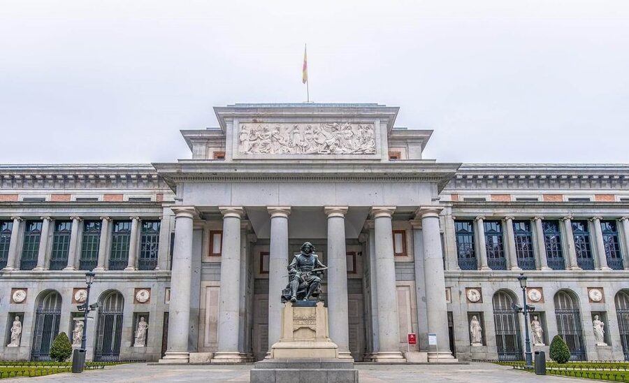 Madrid: Prado Museum Guided Tour With Fast Access - Velázquez and the Spanish royal court