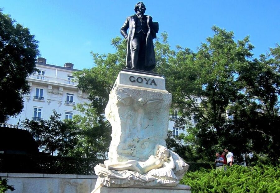Madrid: Prado Museum Guided Tour With Fast Access - Small groups and the chance of a private-feeling visit