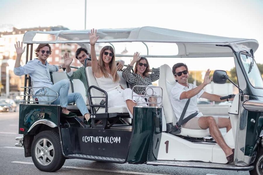 Madrid: Private City Tour by Eco Tuk Tuk - Cibeles, the Bank of Spain, and Plaza de Santa Ana