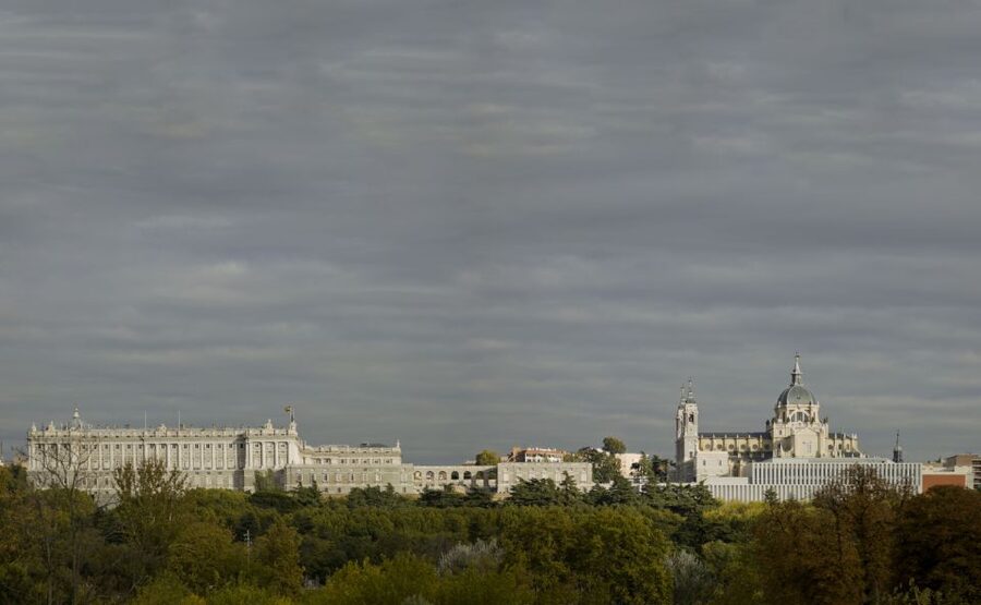 Madrid: Royal Collections Gallery Entry Ticket - Opening hours and the best time to go