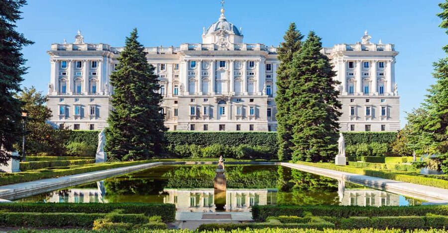 Madrid: Royal Palace Guided Tour with Entry Ticket - Key things to know before you book