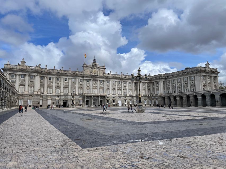 Madrid: Royal Palace tour - semi private or private - The main staircase and the language of power