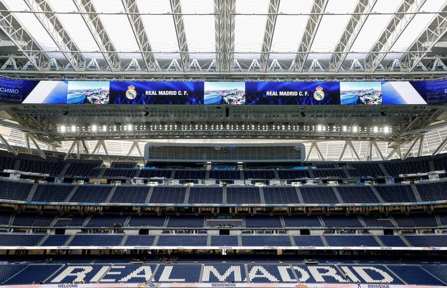 Madrid: Santiago Bernabéu and Real Madrid Guided tour - The museum tells the Real Madrid story first