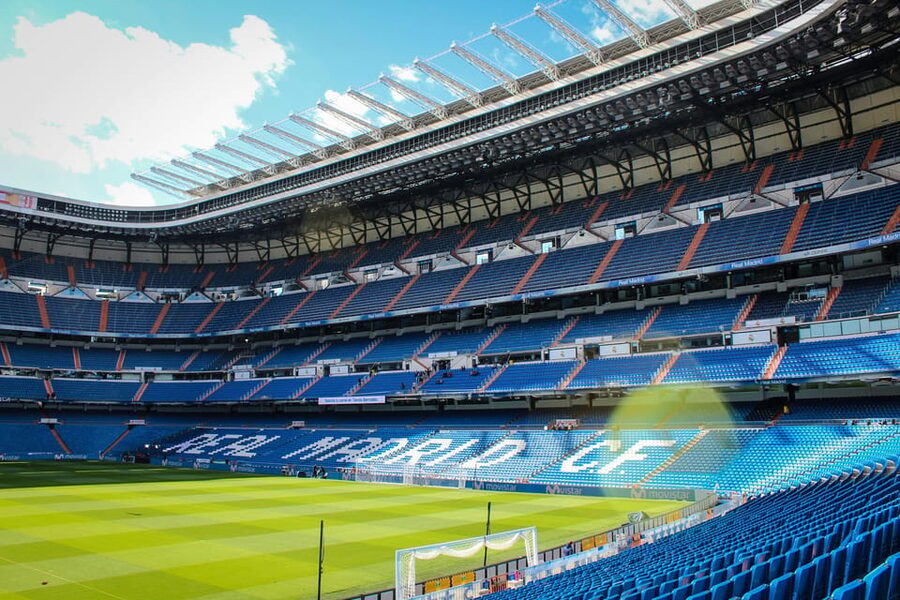 Madrid: Santiago Bernabéu Stadium Guided Tour - Starting near Mar de Copas Madrid