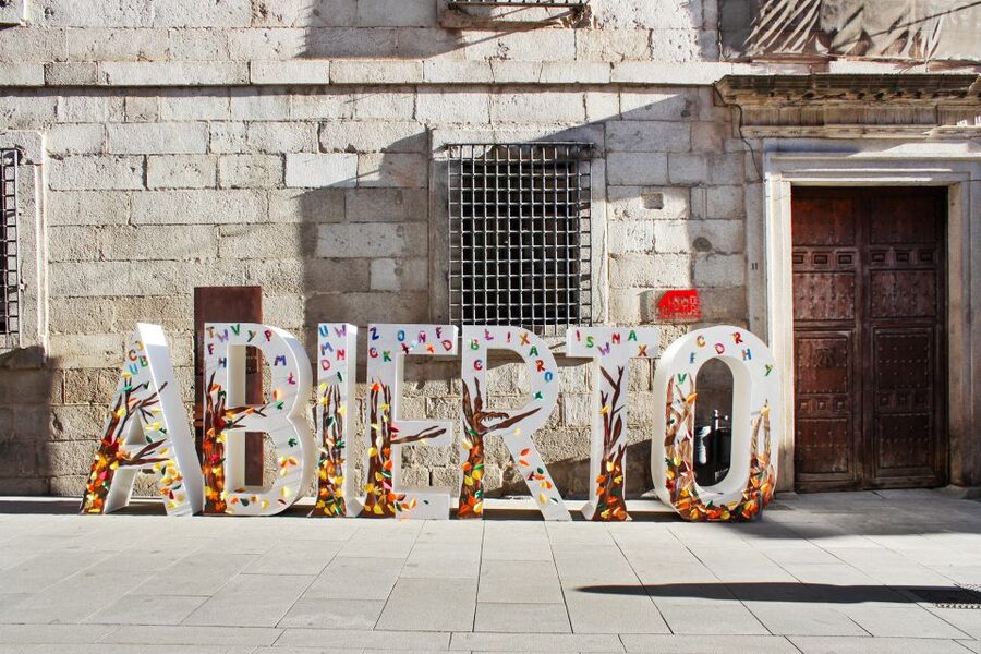 Madrid: Segovia and Toledo Tour, Alcazar, and Cathedral - Key points to know before booking