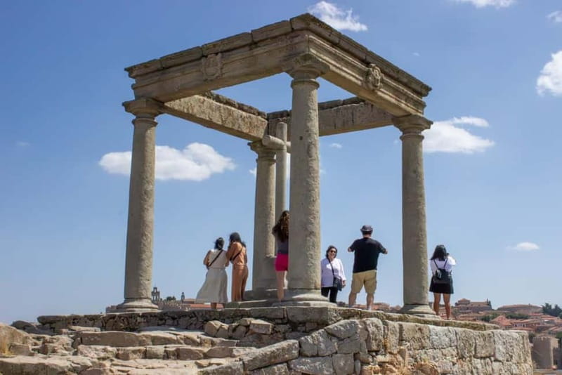 Madrid: Segovia & Ávila Full Day with Alcázar & Wall Tickets - Why this Madrid day trip works