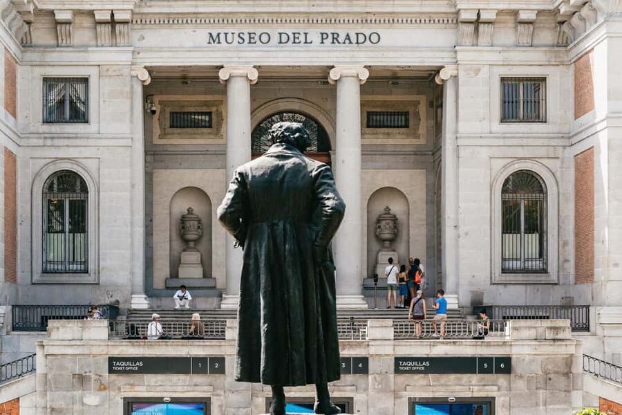 Madrid: Skip-the-Line Prado Museum Guided Tour - Staying inside after the guide leaves