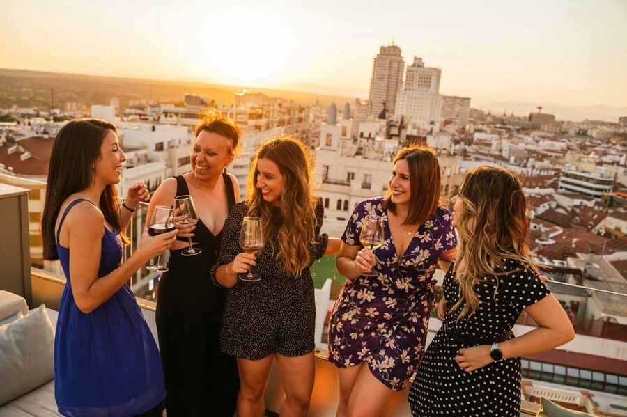Madrid: Tasty Tapas Tour & Visit to a Terrace with Views - Why the guides matter so much