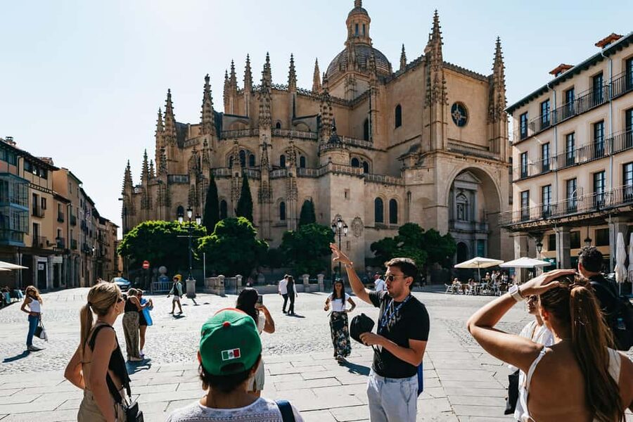 Madrid: Toledo & Segovia Full Day Guided Tour with Alcázar - Walking through Toledo’s old quarter