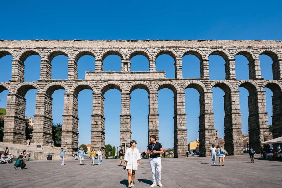 Madrid: Toledo & Segovia Full Day Guided Tour with Alcázar - Segovia’s Roman aqueduct