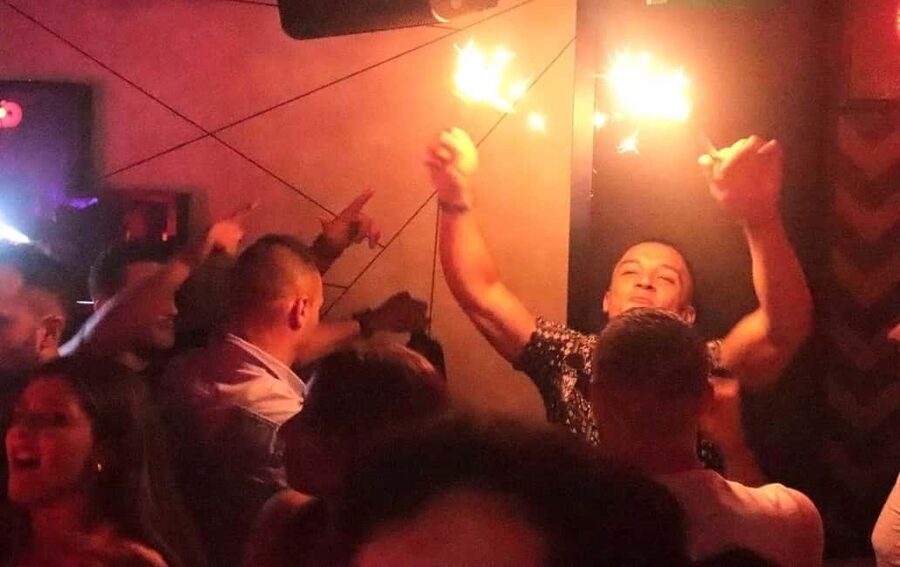 Madrid: Top Pub-Crawl with Drinks and Nightclub Entry - Five useful things to know before you book