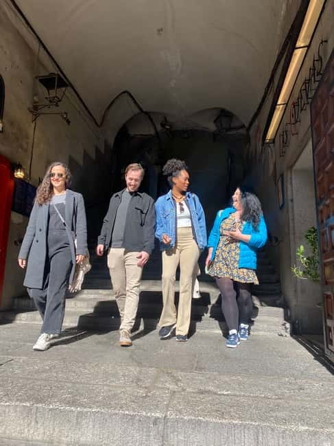 Madrid: Welcome to Madrid Guided Walking Tour - Why this tour works best on your first day