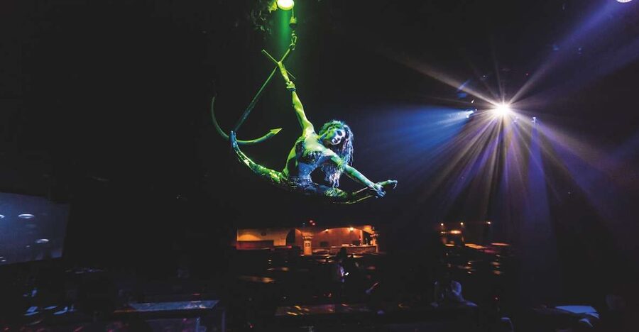 Magaluf: Pirates Adventure Dinner Show Ticket - What happens during the three-hour show