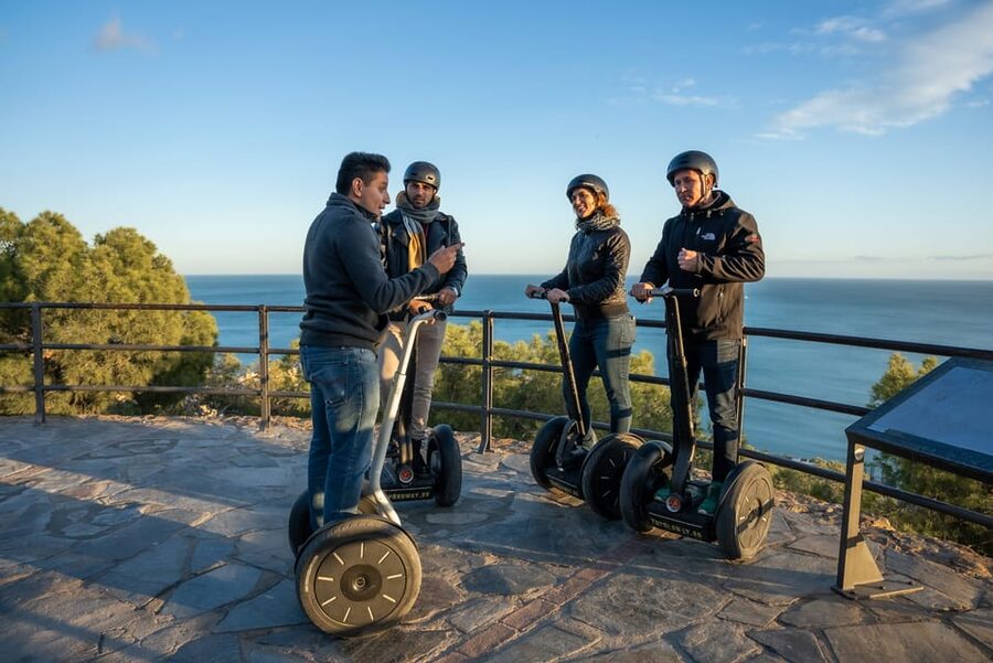 Malaga: 2-Hour Monumental Segway Tour - La Farola, the port, and Paseo del Parque