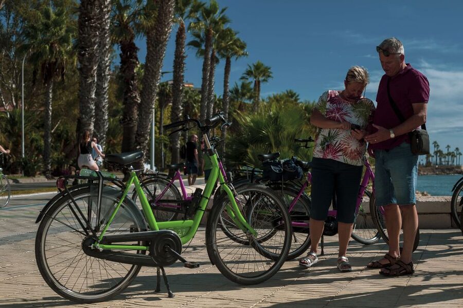 Malaga Bike Tour - Old Town, Marina & Beach - Atarazanas Market and the taste of local life