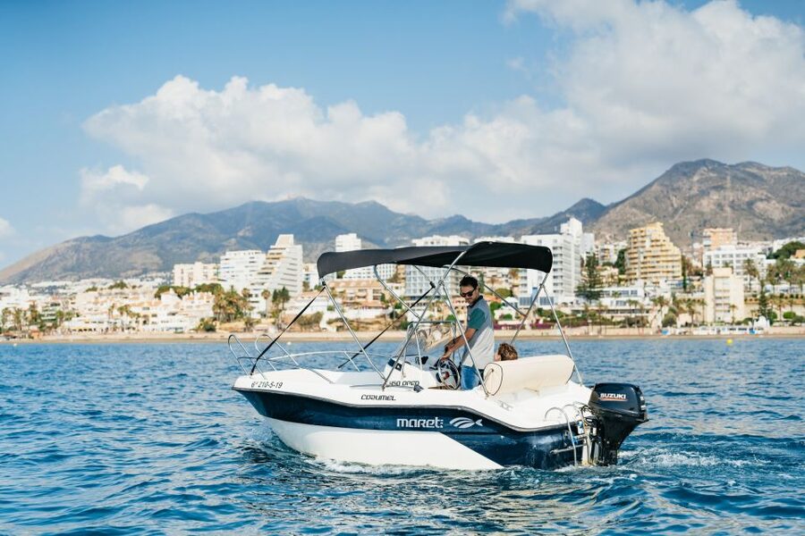 Malaga: Boat Rental without a License for Dolphin Watching - Leaving from Benalmádena, not central Málaga