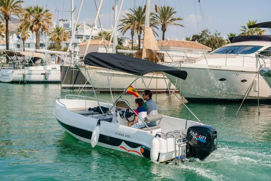 Malaga: Boat Rental without a License for Dolphin Watching - Cruising the Costa del Sol at your own speed