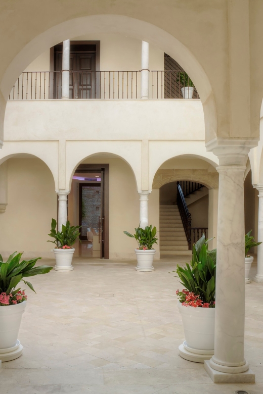 Málaga: Carmen Thyssen Museum Ticket - How long to allow and how to pace the visit