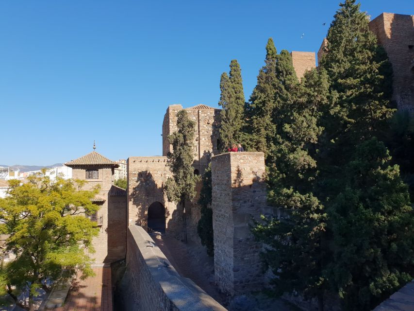 Málaga: Cathedral, Alcazaba, Roman Theater Walking Tour - Starting at Plaza de La Marina