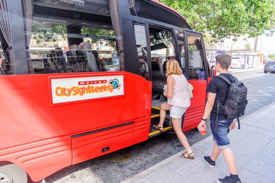 Malaga: City Sightseeing Hop-On Hop-Off Bus Tour - How the three Málaga routes fit together