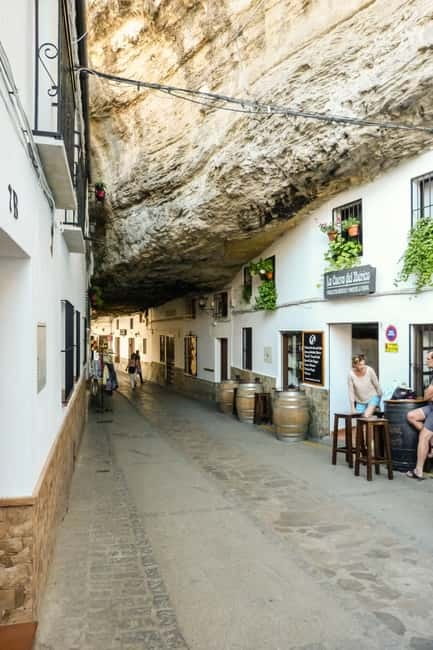 Málaga & Costa del Sol: Ronda and Setenil de las Bodegas - Who gets the most from this tour?