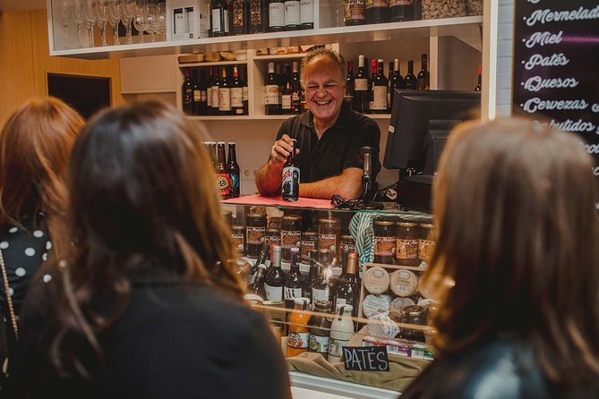 Málaga Evening Tapas Crawl Tour by Food Lover Tour - Four stops that turn dinner into a Málaga evening