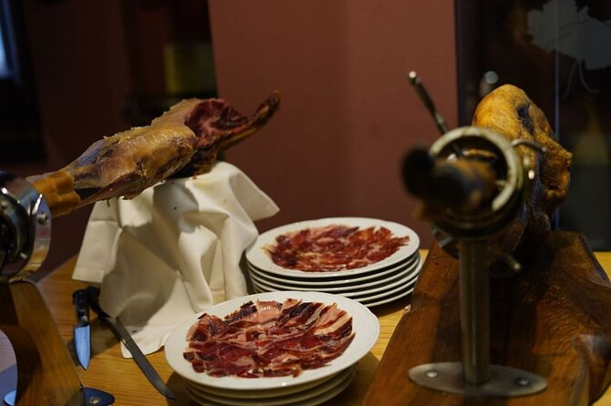 Málaga Evening Tapas Crawl Tour by Food Lover Tour - Why the early evening timing works