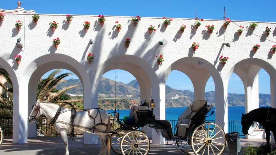 Malaga: Frigiliana & Nerja Tour with Local Product Tastings - The short local tasting in Frigiliana