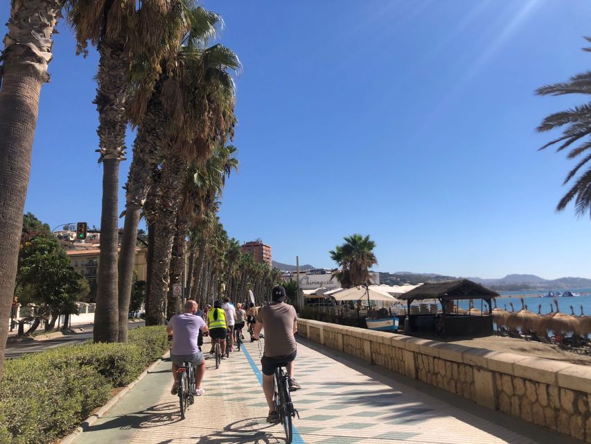 Malaga: Guided E-Bike Tour - Through the historic center and past the Alcazaba
