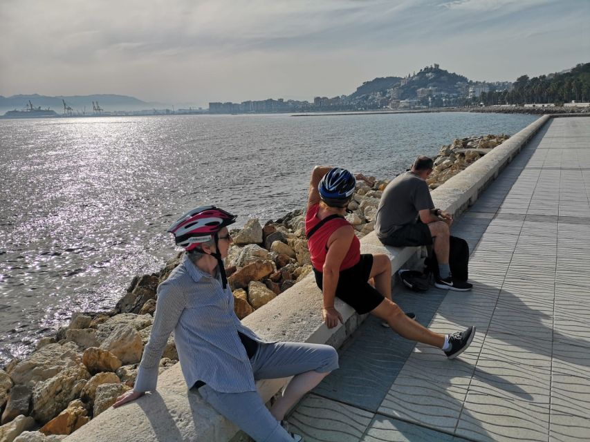 Malaga: Guided E-Bike Tour - Climbing Gibralfaro through the forest