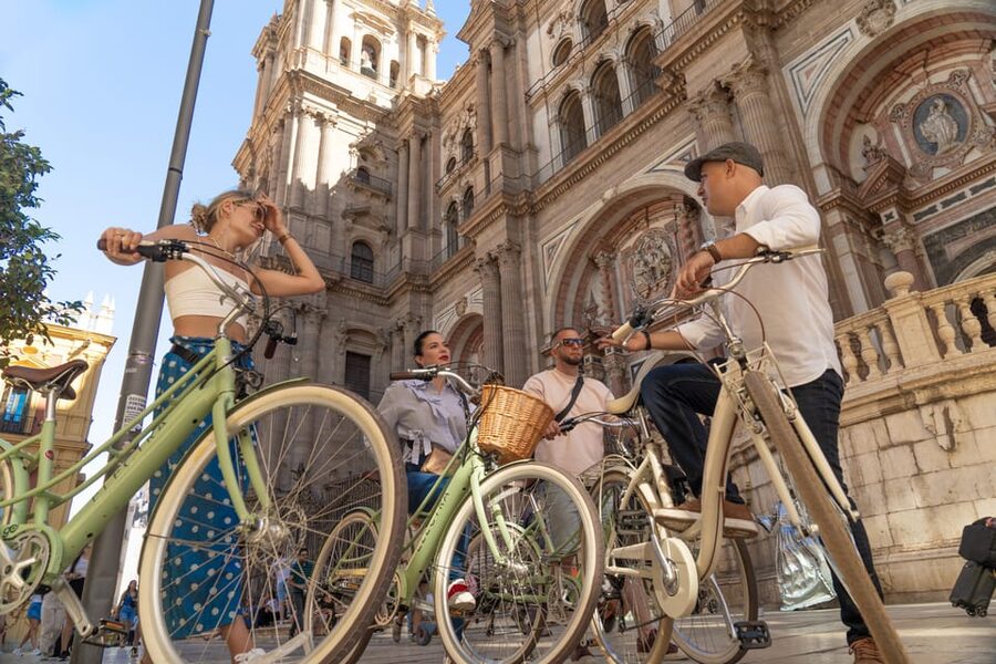 Málaga: Highlights, Hidden Gems and Coast Vintage Bike Tour - Starting near Plaza de la Merced
