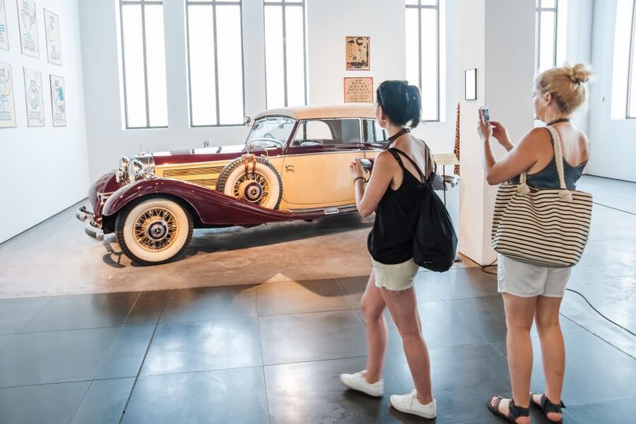 Málaga: Museo del Automóvil y la Moda Ticket - Engines, sculptures, and the museum’s playful side