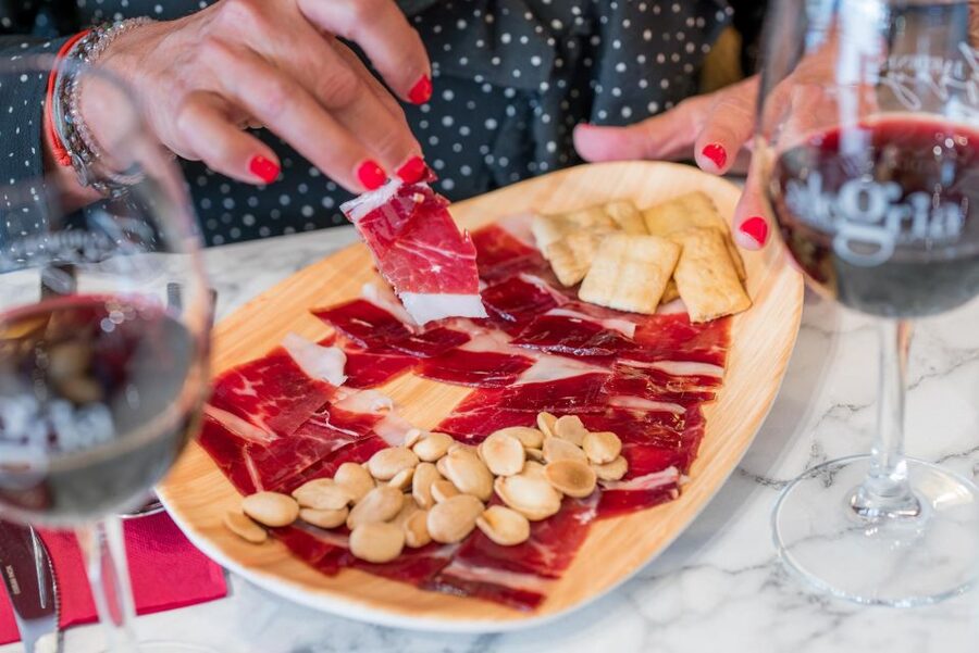 Malaga: Show and Food at Alegría Flamenco and Restaurant - Is Alegría worth booking?