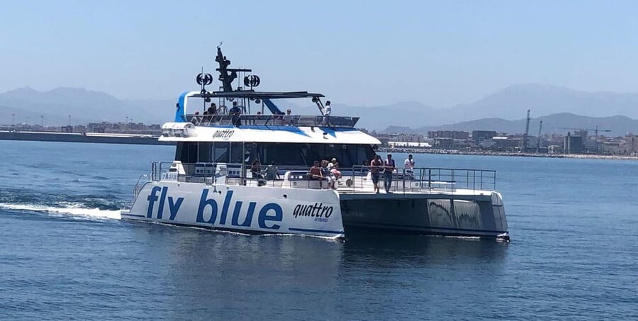 Málaga: Sunset Catamaran Trip - What this cruise does, and what it does not do