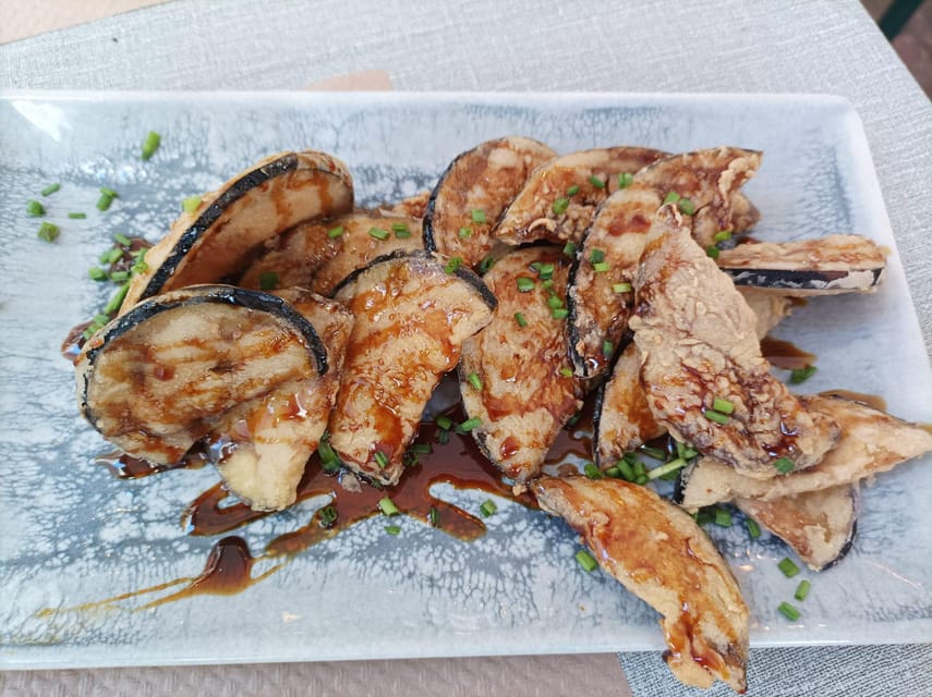 Malaga: Tapas Tasting Tour - The pace, group size, and physical effort