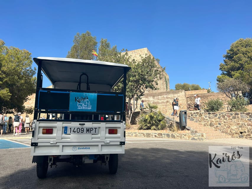 Malaga: Tuk tuk tour - Starting beside the harbor