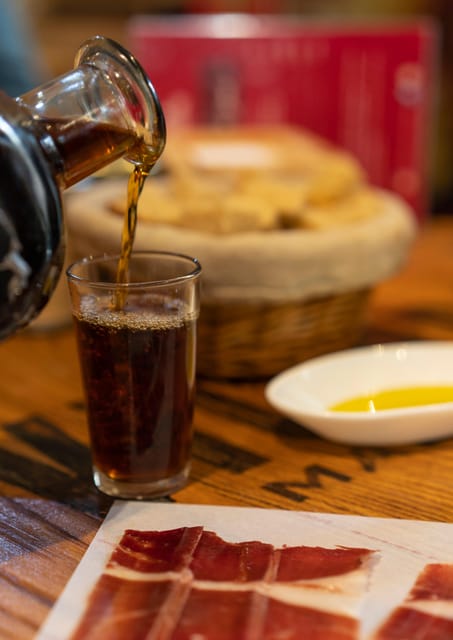 Málaga: Wine & Tapas Tour - What makes this Málaga food tour worth considering