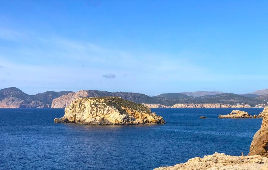 Mallorca: 2-Hour Coastline & Malgrat Islands Catamaran Tour - Passing the Malgrats Islands marine reserve