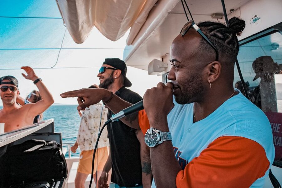 Mallorca: Boat Party with DJ, Buffet and Entertainment - What kind of Mallorca experience is this?