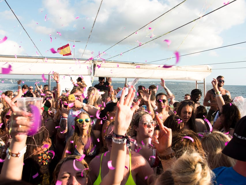 Mallorca: Boat Party with Live DJs, Lunch, & Nightclub Entry - The swim stop in Mallorca’s clear water