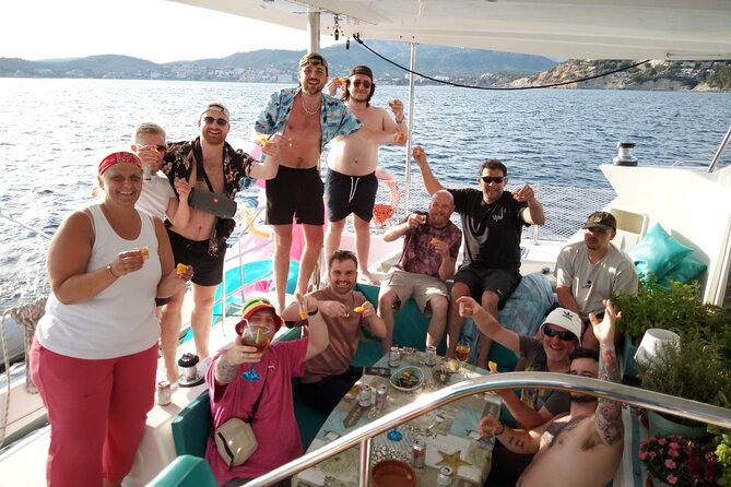 Mallorca Catamaran Small Group Cruise with Tapas 4-hours - What $131.81 buys you