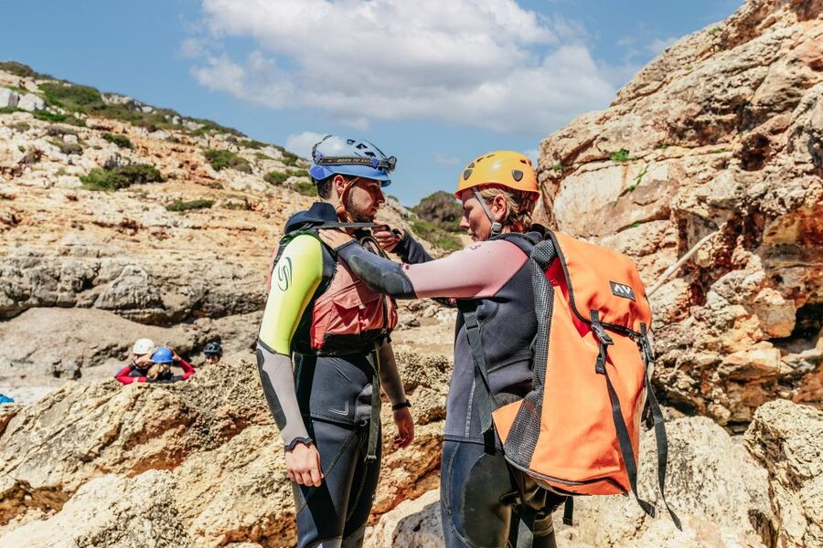 Mallorca: Cova des Coloms Caving Trip with Hotel Transfer - Why Cova des Coloms feels different from Mallorca’s show caves