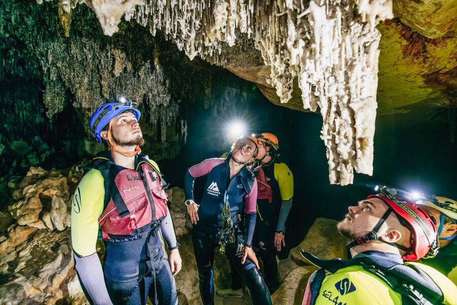 Mallorca: Cova des Coloms Caving Trip with Hotel Transfer - Weather changes are part of the deal