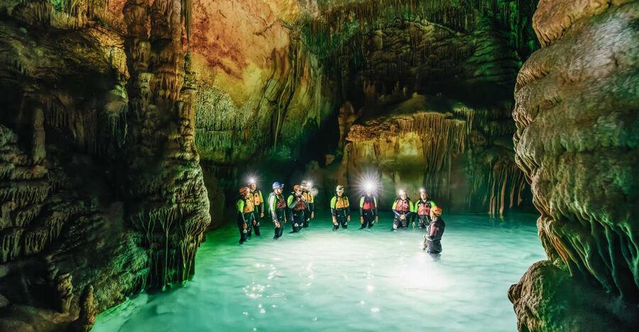 Mallorca: Cova des Coloms Caving Trip with Hotel Transfer - The 40-minute coastal walk comes first